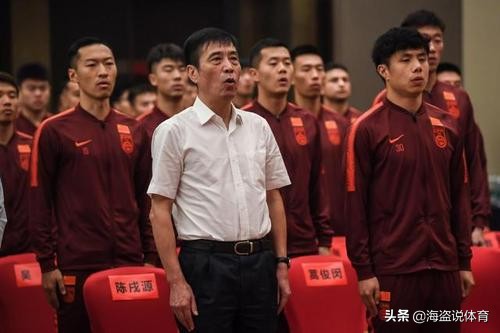 中国足球的改革陷入了瓶颈期，能不能改变思路请一位洋主席试试