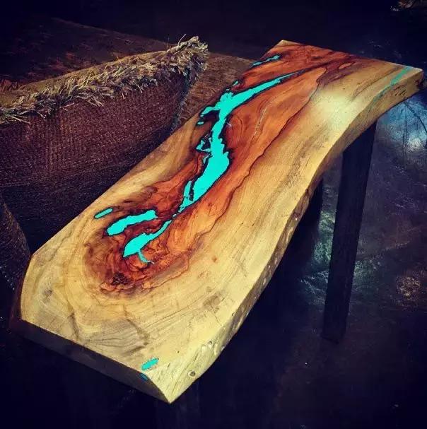 树脂如何补救烂木头,烂木头和树脂结合