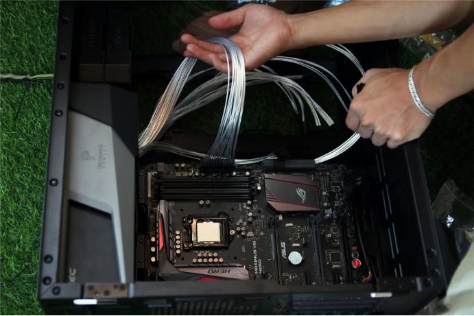 水冷650w金牌电源推荐,850w金牌全模组电源500元