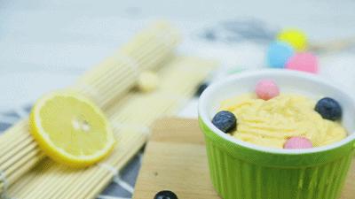 冰淇淋给小孩可以做什么吃的 (小宝宝适合吃什么冰淇淋)