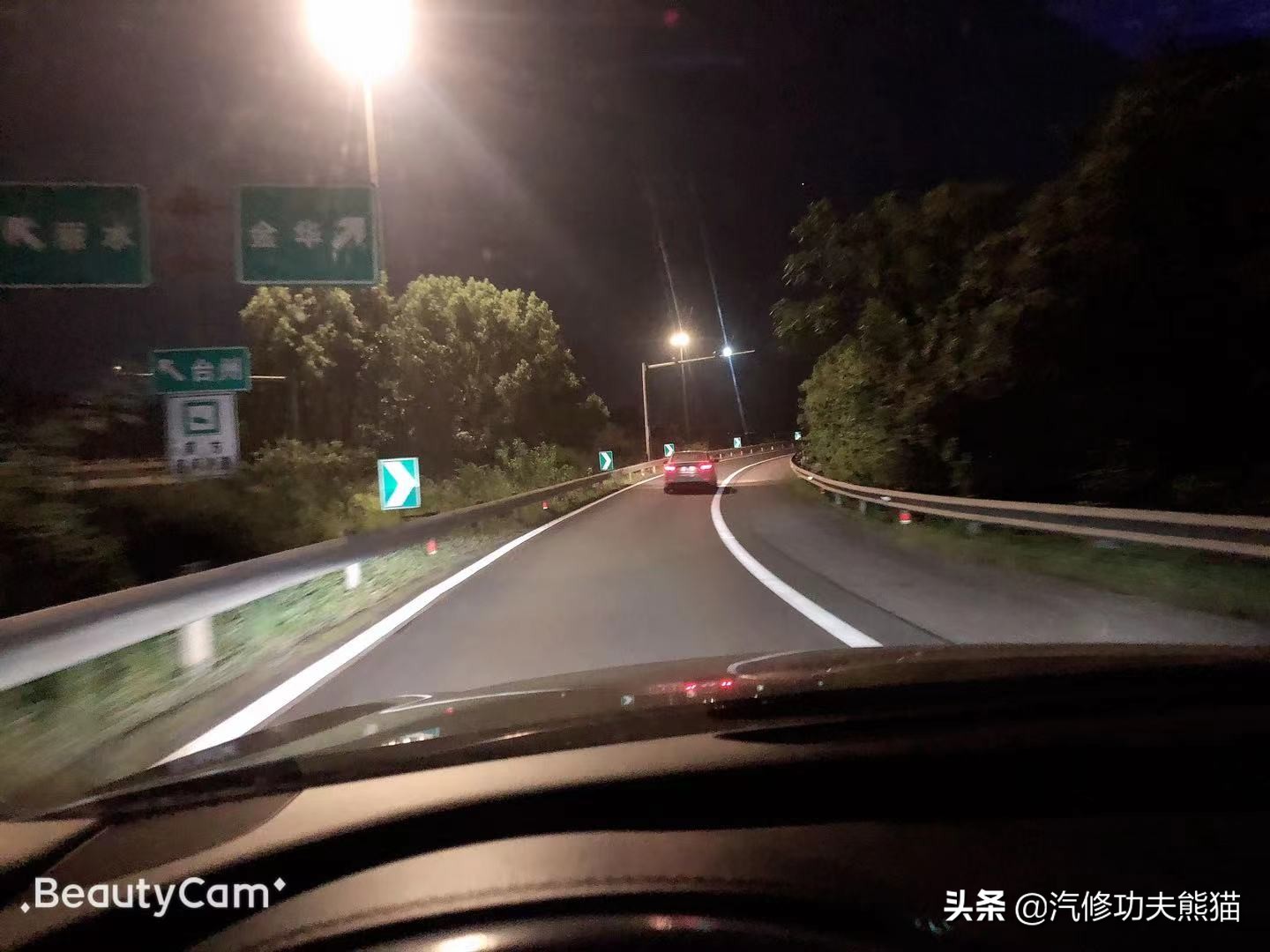 奥迪a8烧机油吗48v轻混,奥迪a8烧机油一千公里烧0.5正常吗