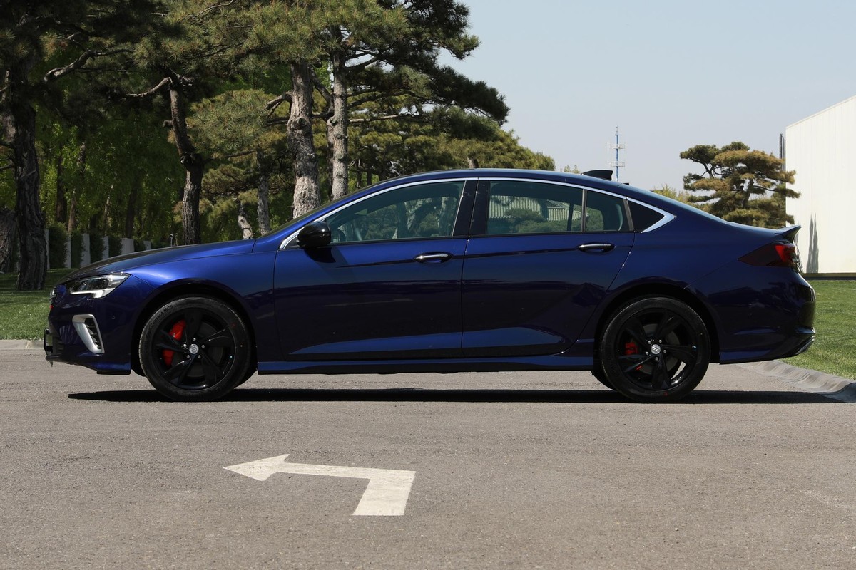 都说美系车油耗高,都说2021款君威油耗高能买吗