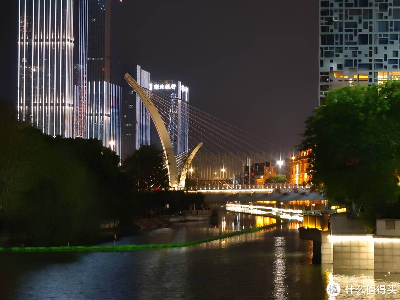 小米11ultra至尊版深度测评最新,感受一下小米11ultra的压迫感