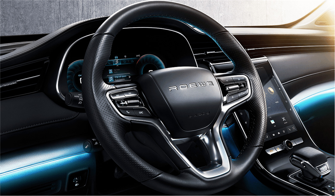 荣威rx5max豪华版功能详解,荣威rx5max试驾