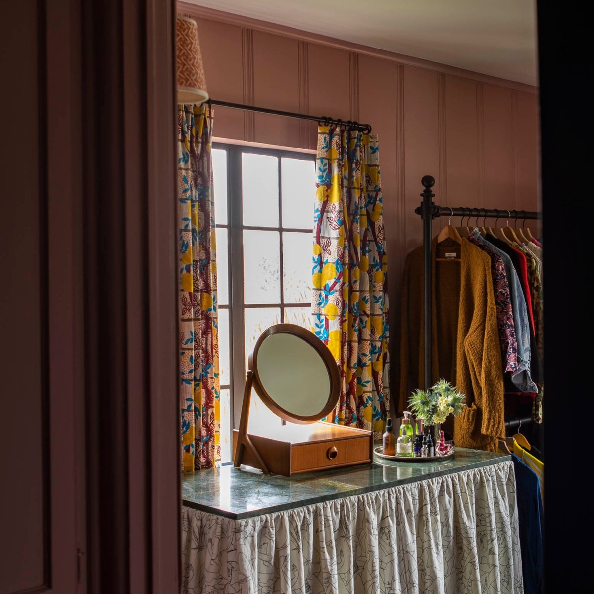 没有一面大白墙的装修,没有白墙的家庭装修