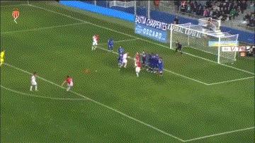 哥伦比亚足球j罗,j罗踢足球