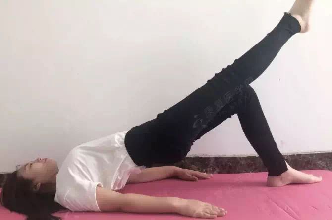 产后腰痛康复训练方法,新手宝妈产后恢复全攻略