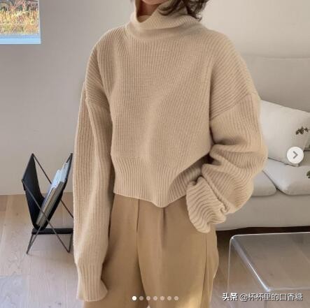 肩宽斜方肌大脖子短女生穿搭,肩宽斜方肌厚女生穿搭技巧