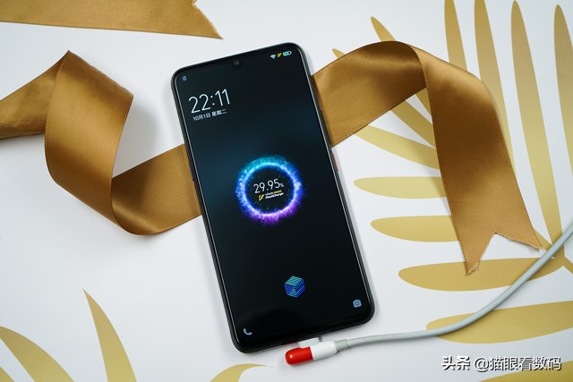 iqoopro5g60倍混合变焦,iqoopro5g游戏手机排第几