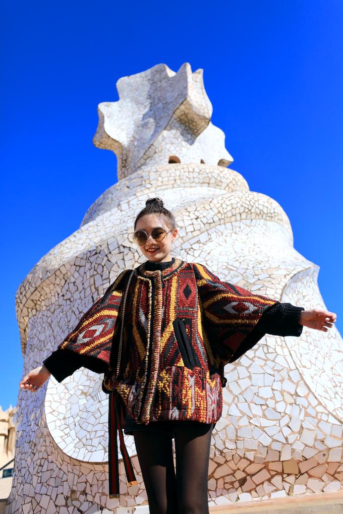 米拉之家是什么风格建筑,和米拉之家相似的建筑