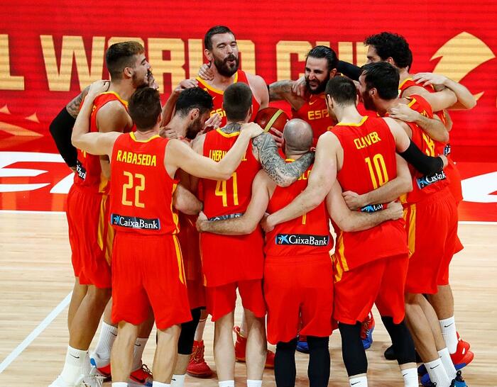 足足等了10年，莫雷还愿等他到38岁！西班牙夺冠功臣乃火箭意中人