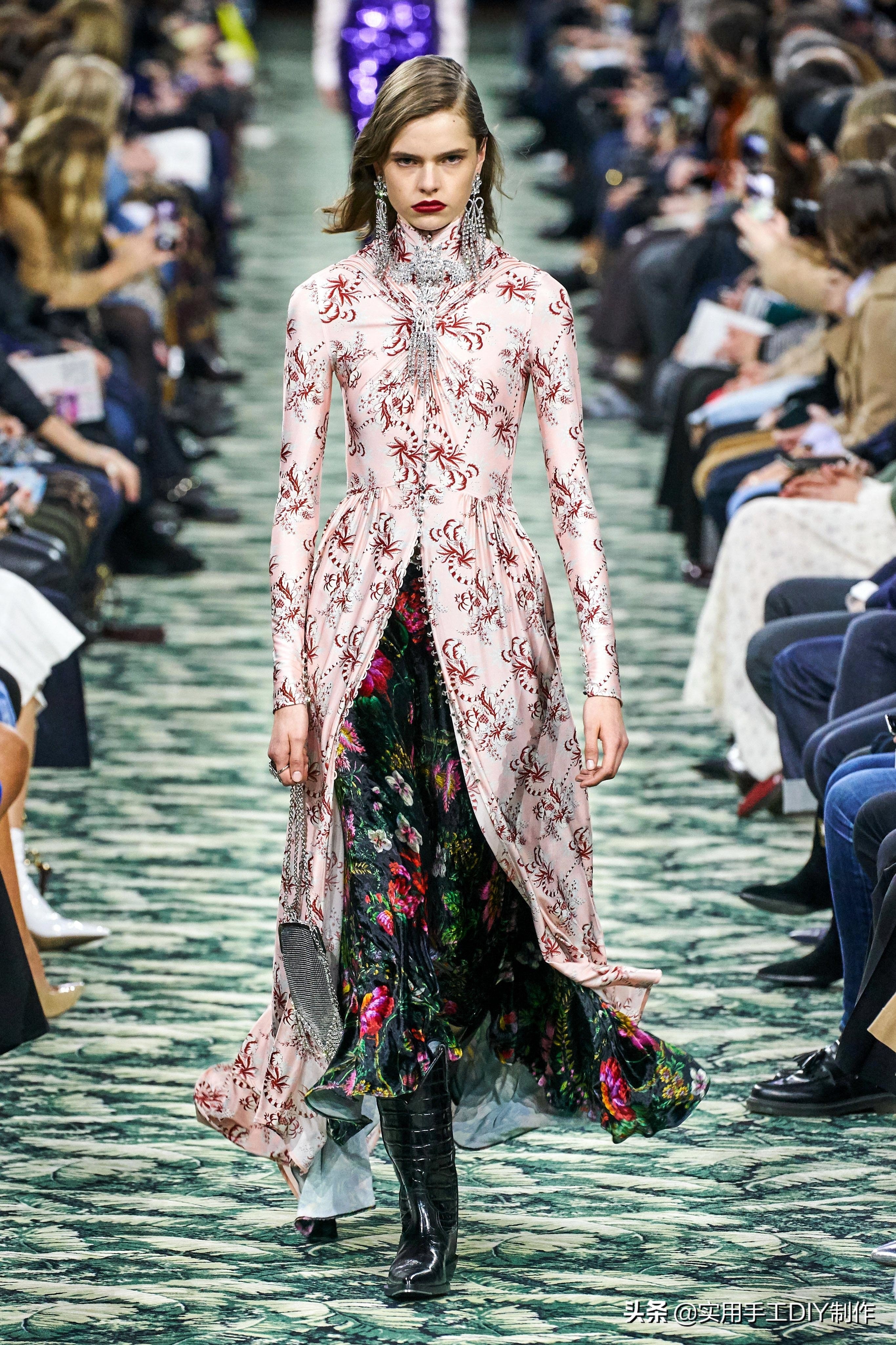 pacorabanne2021春夏系列金属长裙,pacorabanne亮片上衣