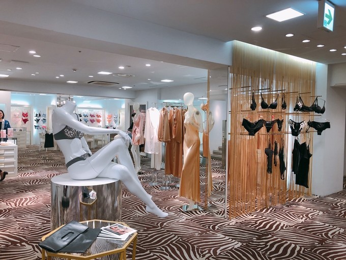 娑╄胺瑗挎鐧捐揣,涓滀含娑╄胺瑗挎鐧捐揣鍟嗗満