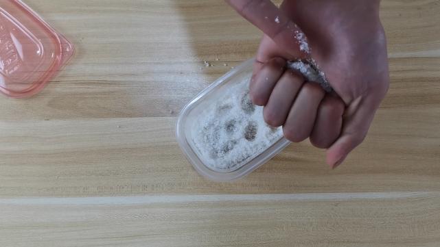 切辣椒手火辣火辣的怎么处理,手洗辣椒后火辣的怎么解决