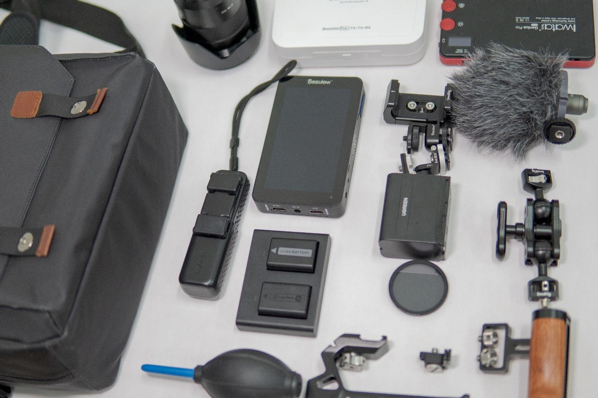 聊聊近两个月里我给新买的索尼6400搭配的那些配件