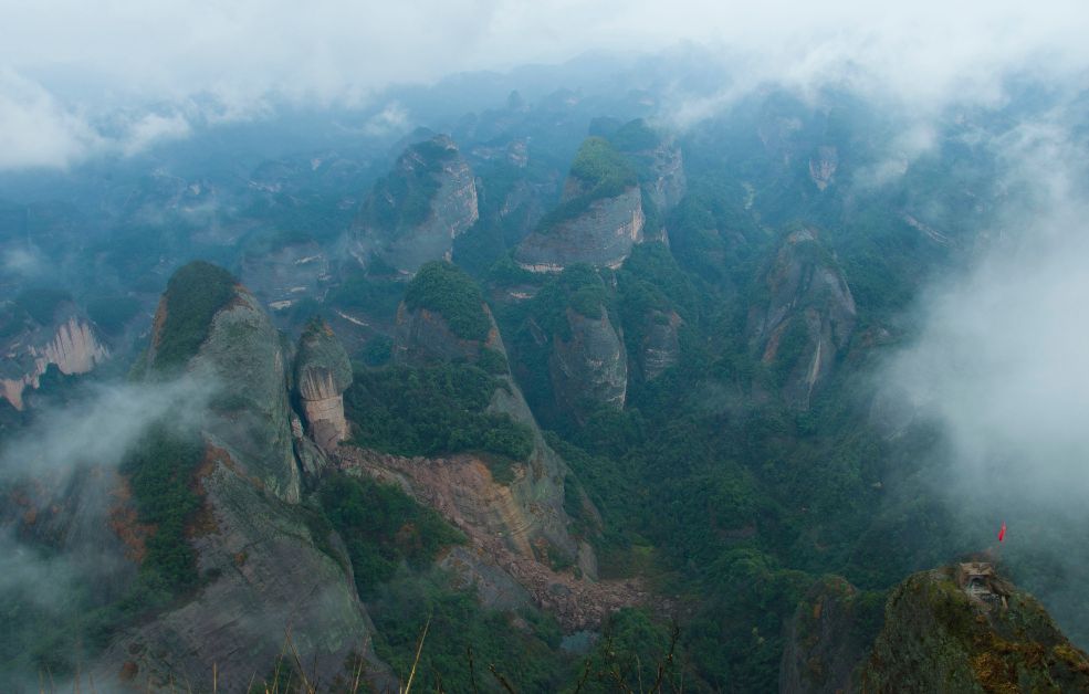 尼康d700怎么拍视频教程,尼康d700带手柄效果如何