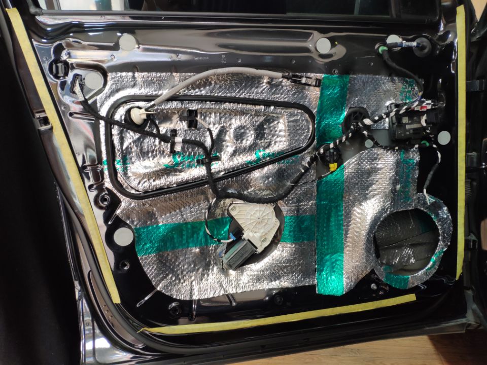 汽车音响怎样才算好音质?大众途观改装丹拿236四十周年喇叭