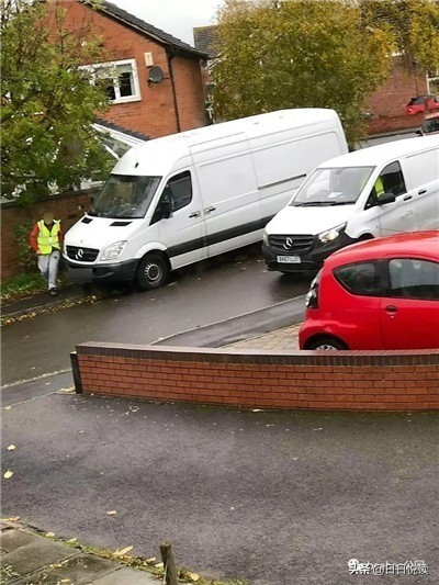 美国快递员送快递怎么处理,美国快递员送完包裹