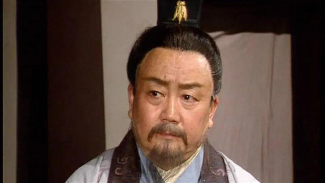 贾诩保命能力,贾诩最会保命不折手段