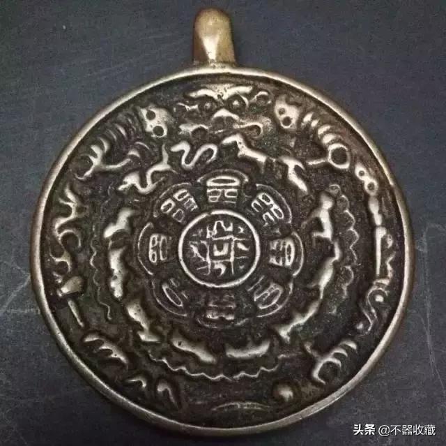 朱砂九宫八卦牌到底是什么,九宫八卦牌背后的字的意义