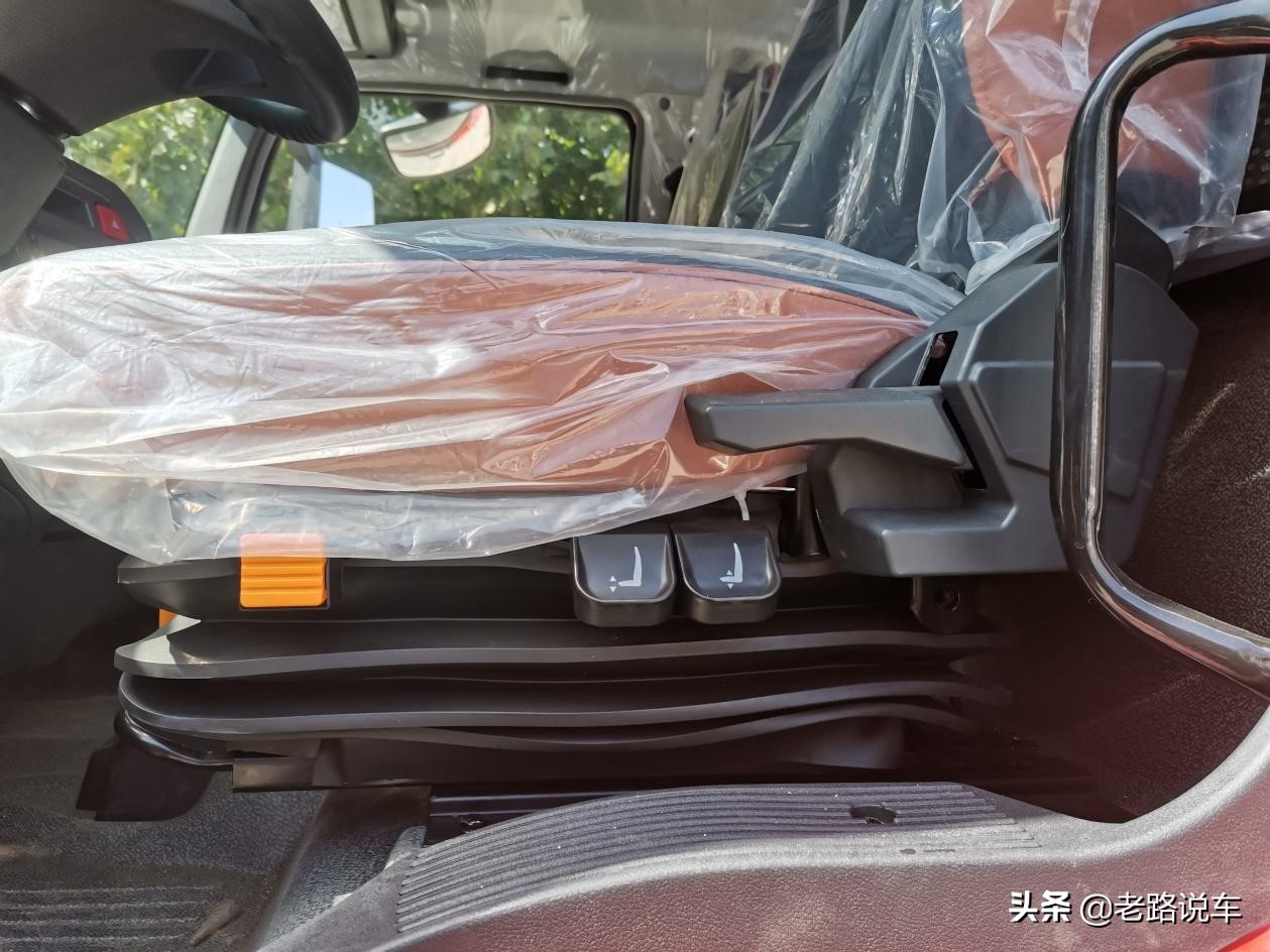 重汽howog5x油耗,中国重汽全新g5x上市