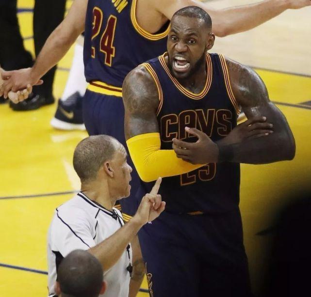 深度分析乔丹打勇士,乔丹与库里总决赛集锦