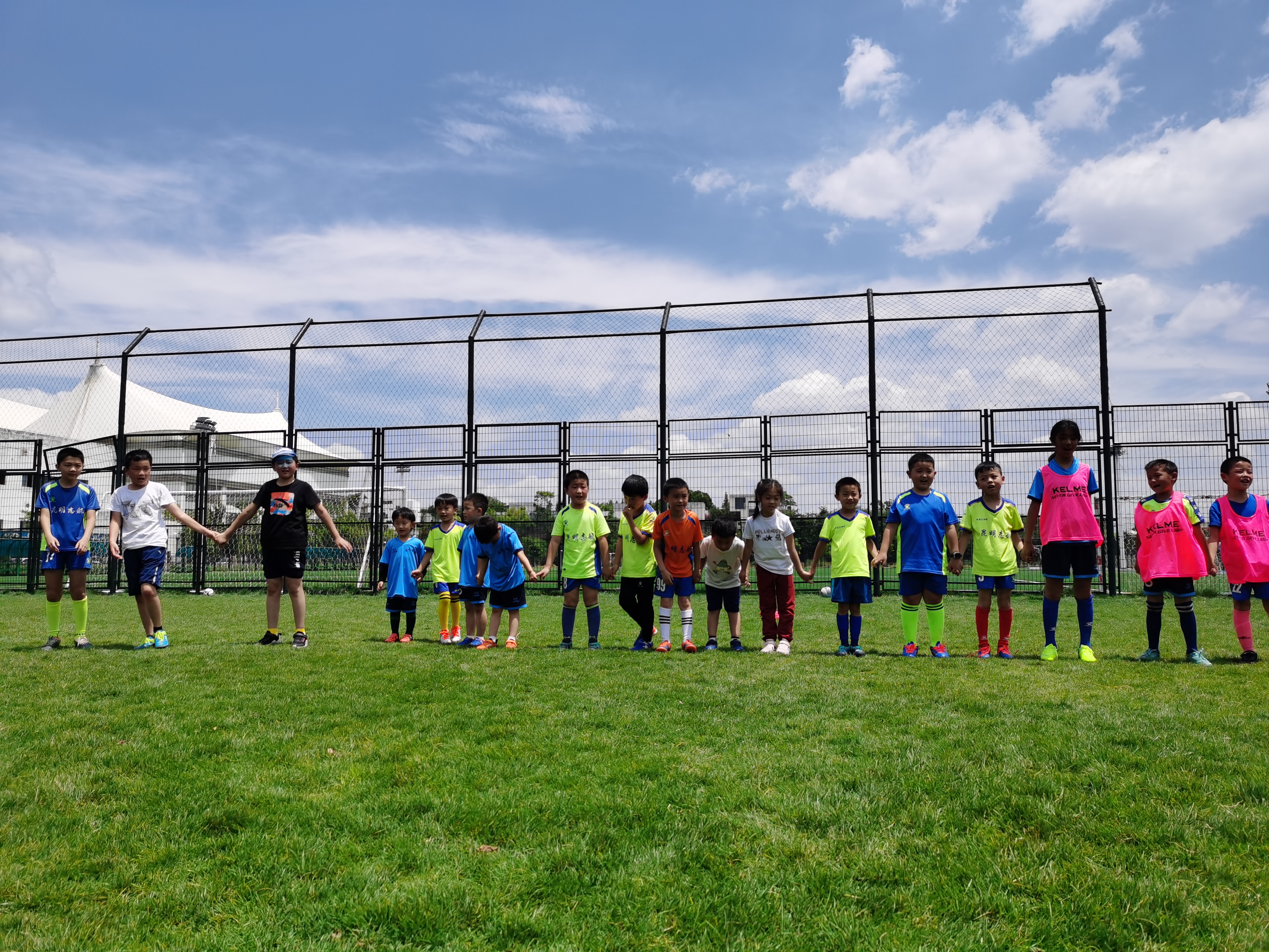 昆明少儿足球基本功训练,少儿足球训练战术有哪些