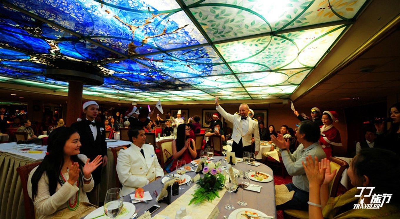 形容一个邮轮很豪华很大怎么说,不动声色可以形容美景吗