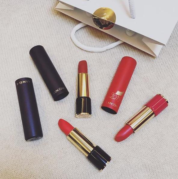 最适合春夏的口红显白又显嫩,春夏必备口红阿玛尼