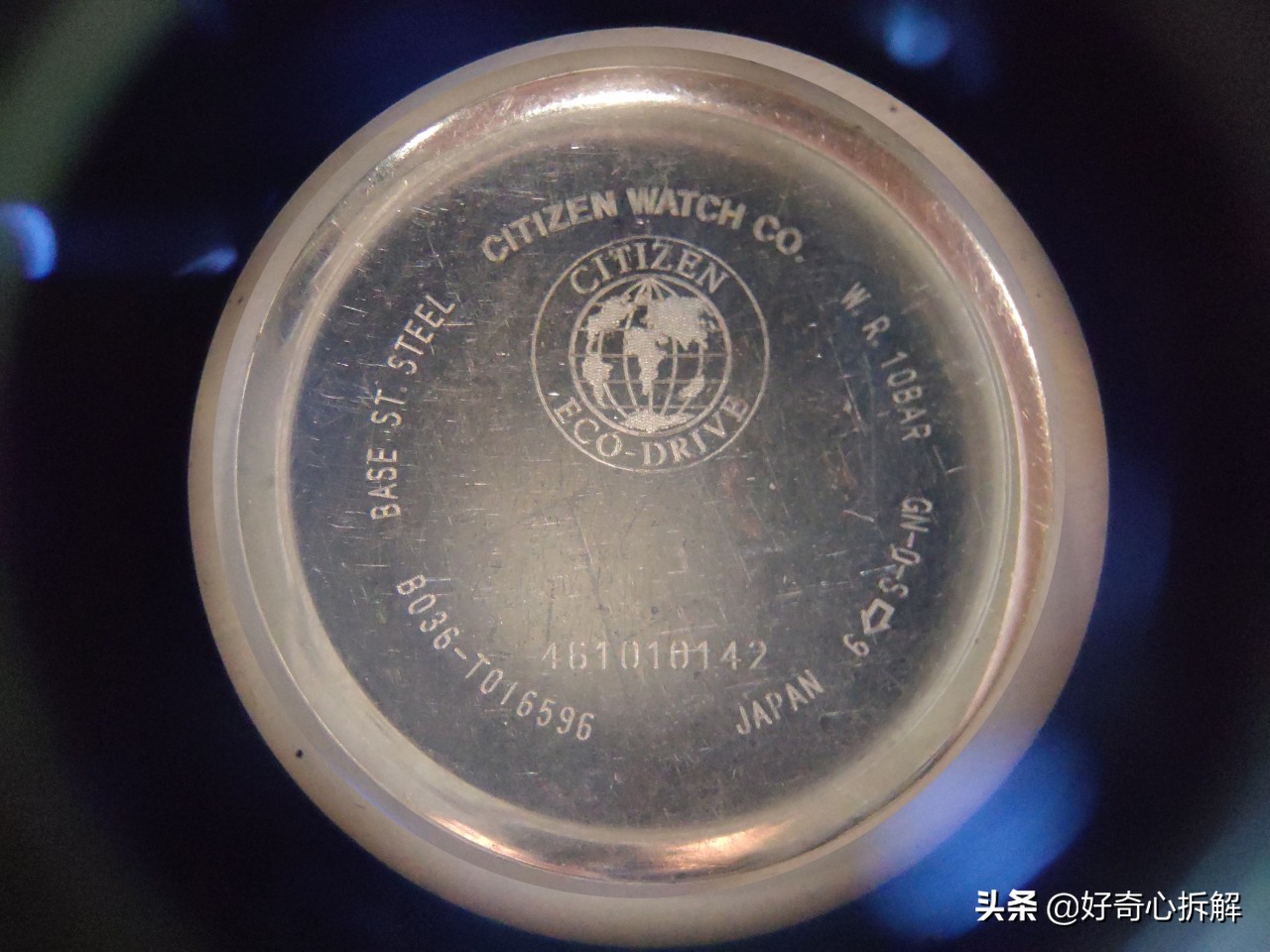 西铁城光动能电池如何正确充电,西铁城光动能手表换电池教程