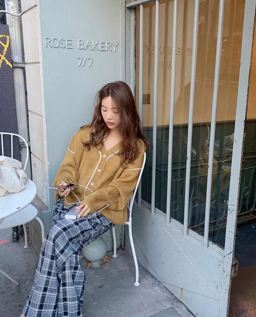 奶奶衫直筒裤搭配图,奶奶衫最洋气的搭配