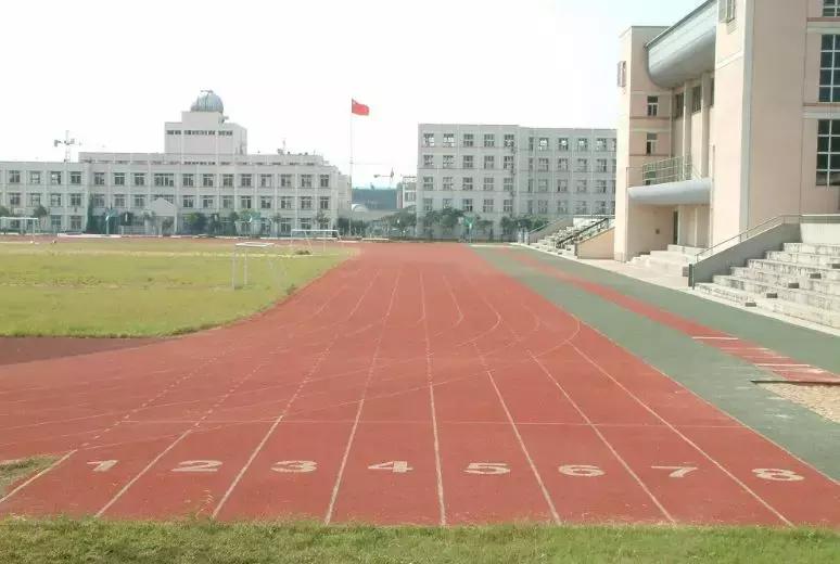 江苏省江浦高级中学在全国出名了,江浦高级中学要在全国出名了