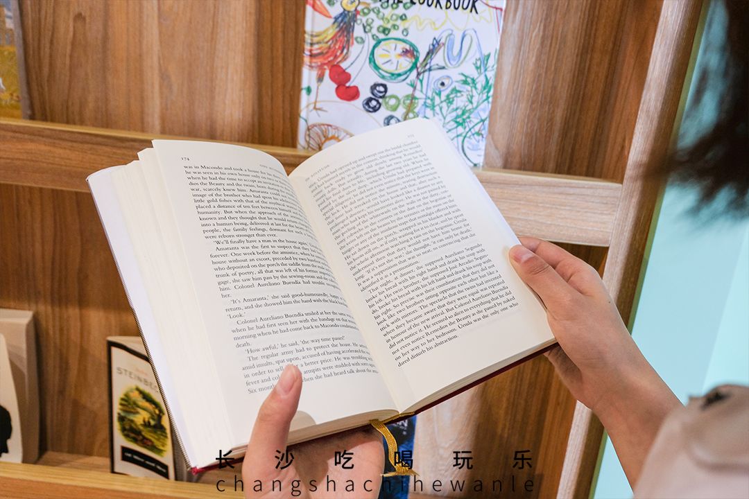 收藏!本期我们精选长沙14家宝藏书店推荐给你~