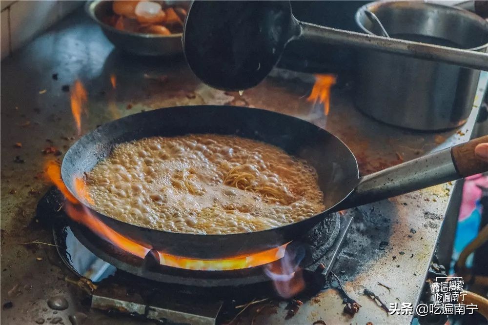 这才是真正的南宁老友粉,南宁一碗有灵魂的老友粉