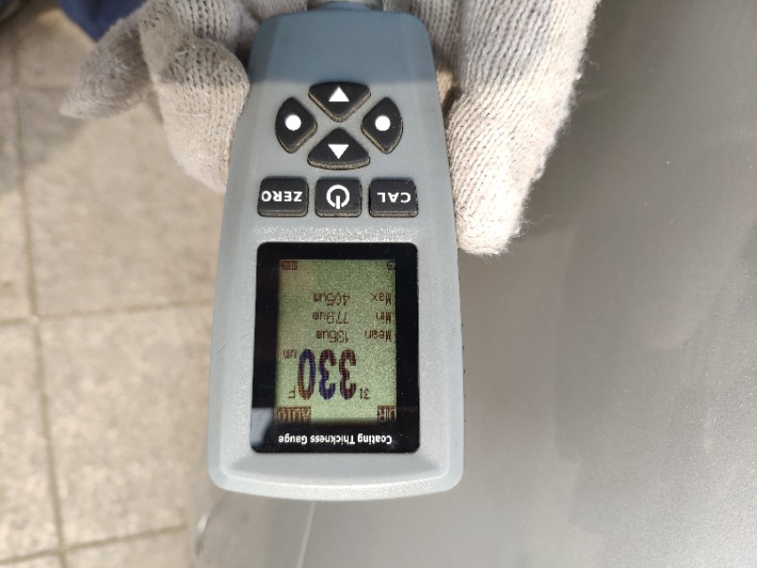 检车作业:2011款奔驰C200CGI