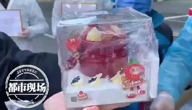 方舱医院真实感人故事视频,武汉疫情5个感人故事