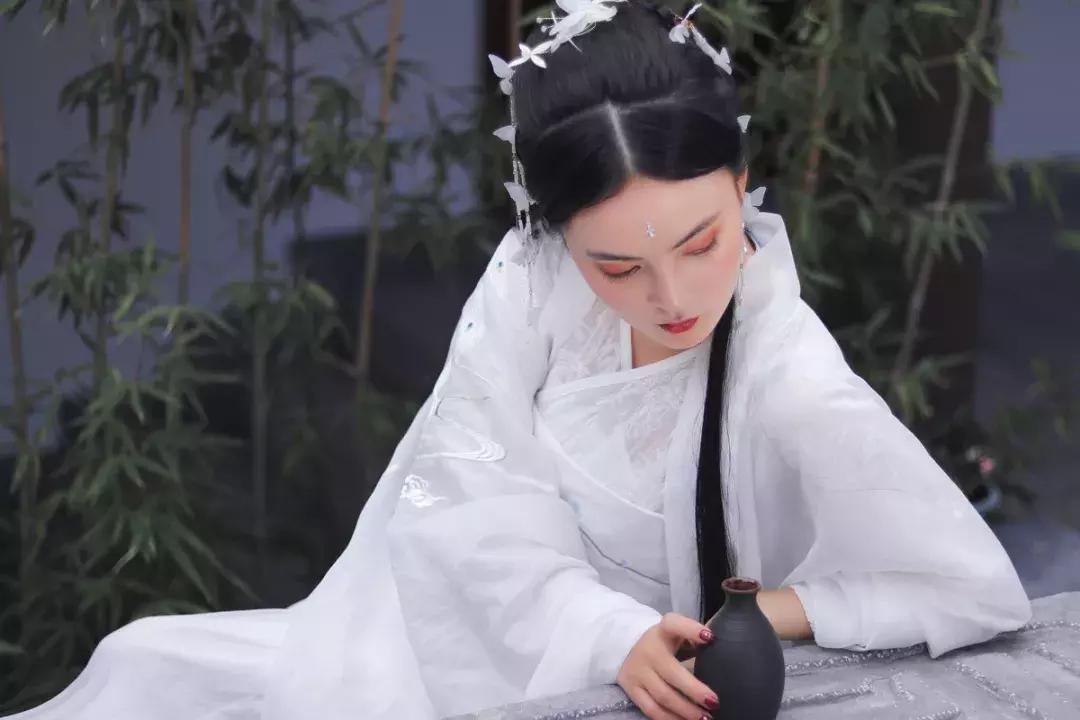 世事沧桑难得一回醉,叹世事沧桑的诗句