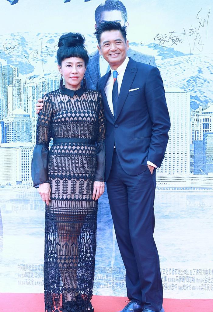 陈荟莲穿黄色裙子,陈荟莲最惊艳服装照