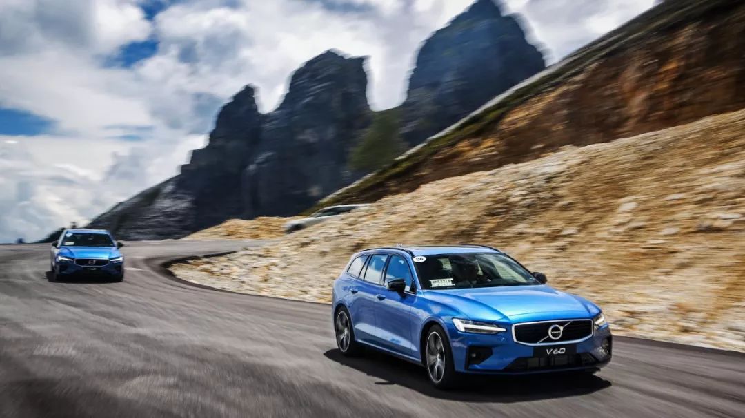 带你领略诗与远方全新沃尔沃v60,试驾沃尔沃v60最新款