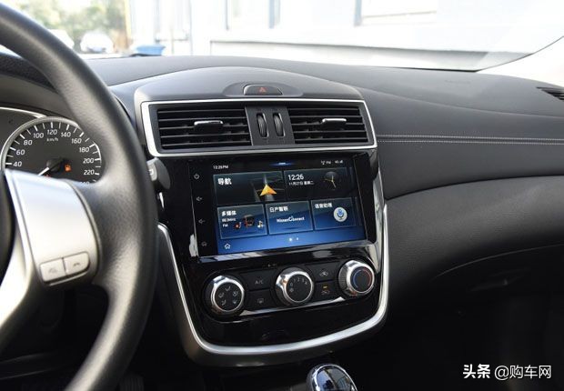 这台日产车坐着舒服，空间大，原价9.99万，现跌至7万多，买吗？