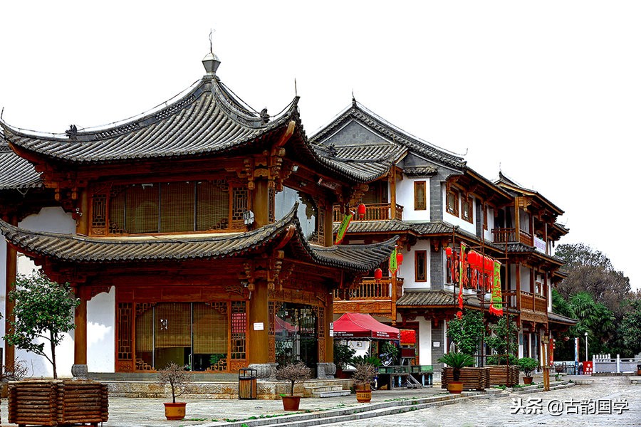 一座城一首诗一幅画,一座城一首诗视频