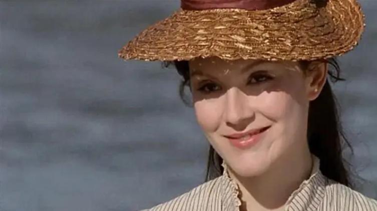 英国戏剧舞台上的女*爱性**恋：被遮盖的主体*欲情**与艰难的戏剧呈现