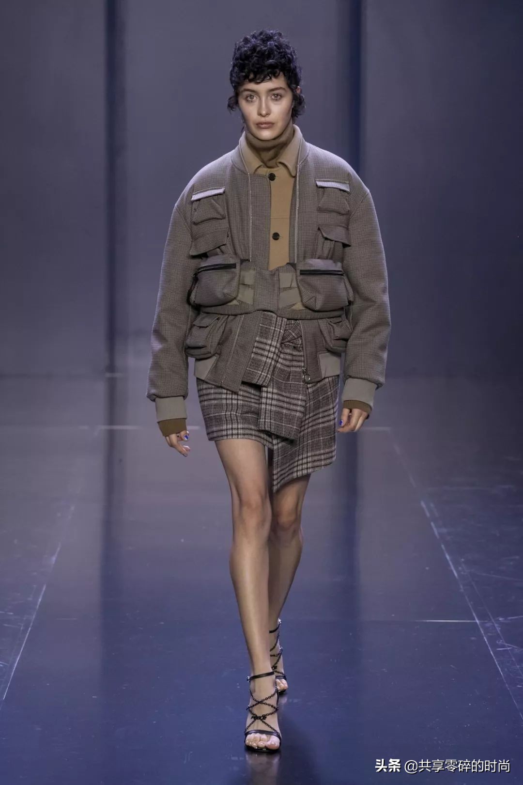 太平鸟夏装时尚穿搭,太平鸟秀场时装周2024秋冬