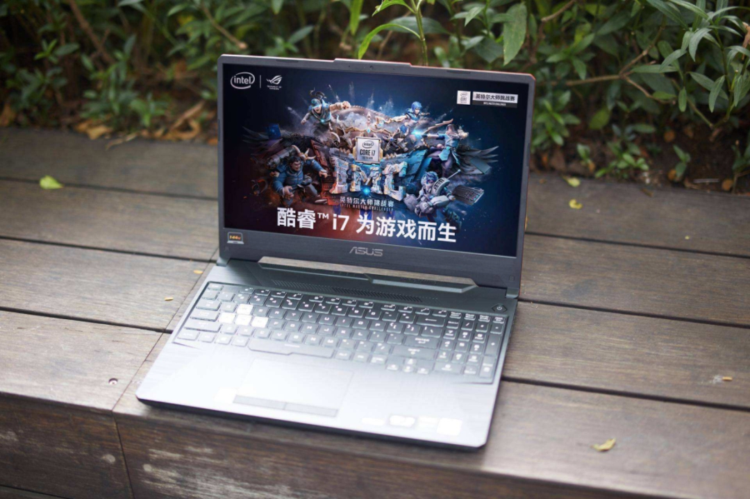 经典永远是经典，《极品飞车14：热力追踪》重制版获高分好评