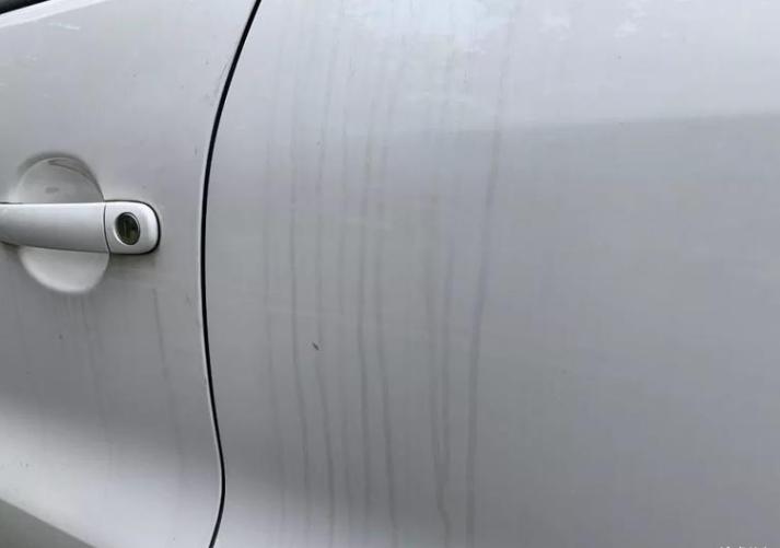 车漆最怕的不是暴晒,夏天车漆暴晒会怎样