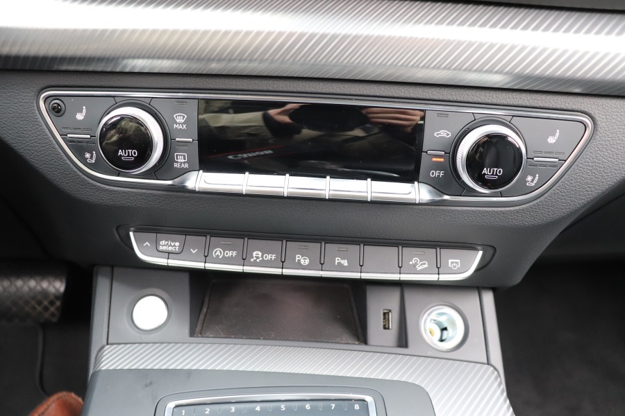 奥迪q5l可以远程操控吗,奥迪q5l2021款45tfsi豪华动感型