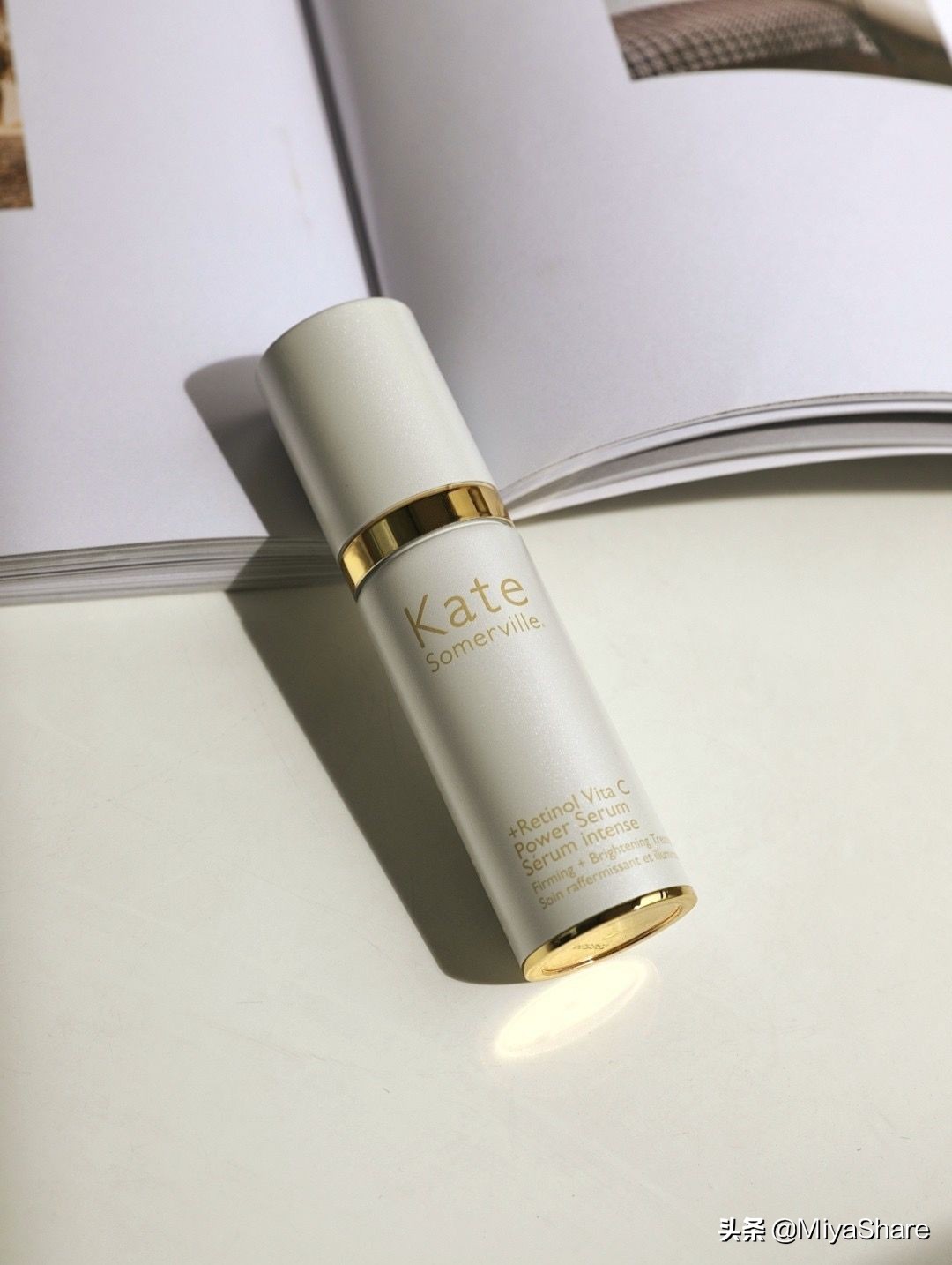 倩碧紫光瓶精华和小棕瓶哪个好用,买精华