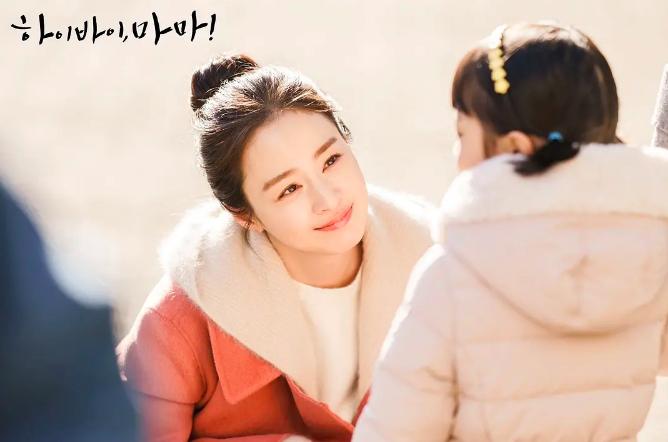 百搭女生包包可爱韩系,最好看百搭的大牌棕色系包包