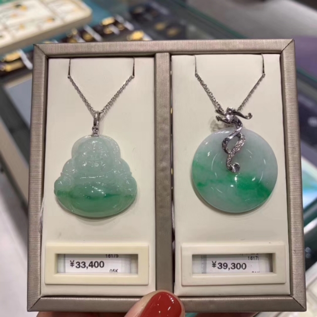 同样价格买翡翠还是钻石,同样价格买翡翠还是和田玉