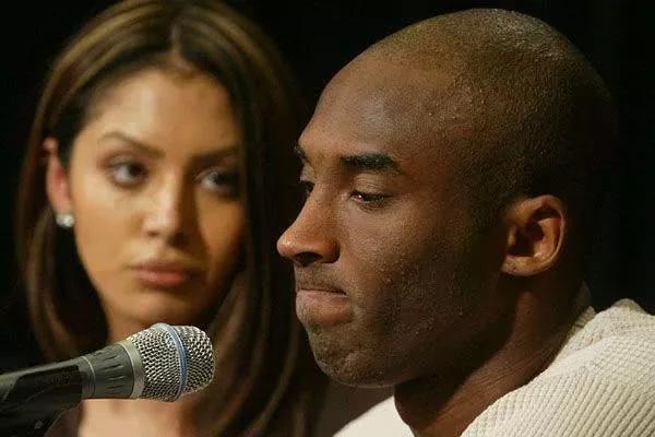 她与巨星19年的婚姻：出轨、争议、甜蜜与永别